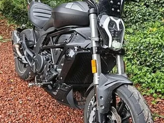 ② benelli 502c 13.000 kms permis a2