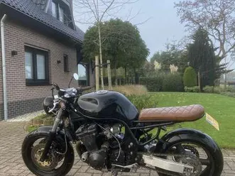 suzuki gsx 1200 café racer zwart