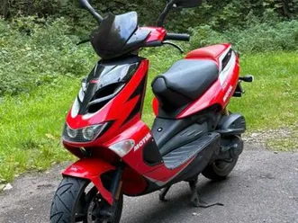 aprilia sr50 lc