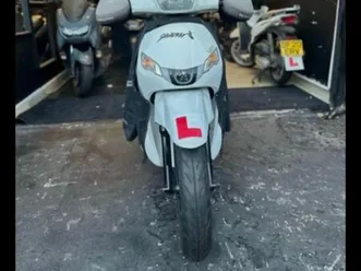 peugeot, tweet, 2022, 125 (cc)