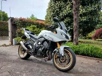 yamaha fz8 - 2010