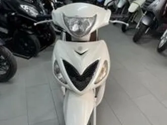 suzuki sixteen 125