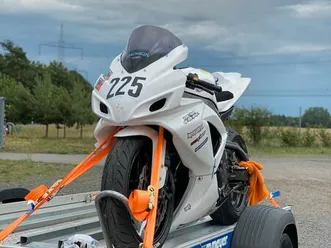 suzuki gsxr 750 rennstrecke