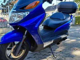 suzuki burgman 125 ccm roller blau mit windschild