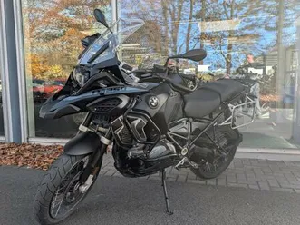 bmw r1250gs adventure tripleblack