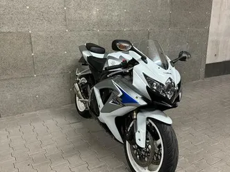 suzuki gsx r 600 k9