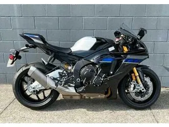 yamaha yzf r1m - 2024 carbon