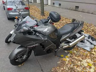 1100 xx super blackbird