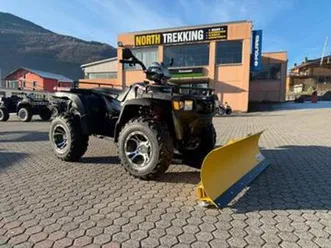 quad polaris sportsman 700 twin 4x4 con lama neve