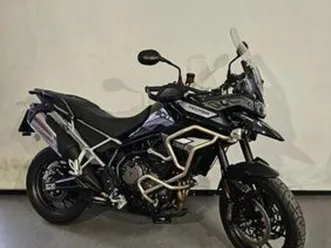 triumph tiger 900 gt tiger 900 gt pro