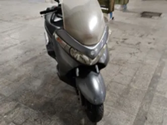 scooter burgman 200