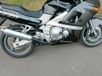 kawasaki zzr 600