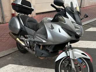 honda deauville 700