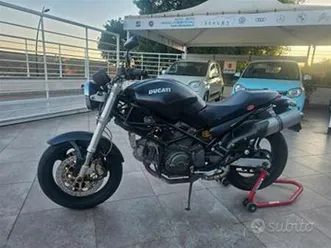 ducati monster dark 750