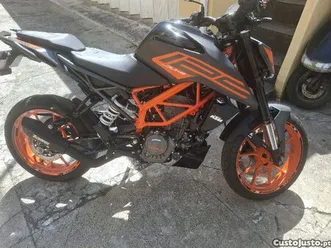 ktm duke 125 como nova