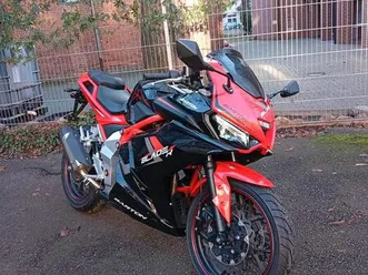 motorrad barton blade 125 ccm. erst 1500km. tüv bis 04.2027