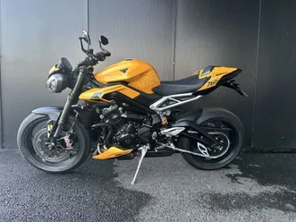 triumph street triple 765 rs 2025 765 cm3 | moto roadster | 6 575 km | jaune | 56100 lorient
