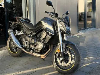 honda cb 750 hornet *top zustand,checkheft gepflegt,a2