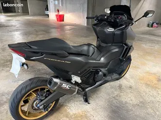 scooter honda forza 750