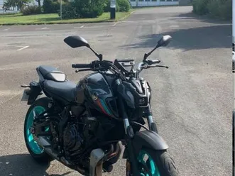 vend mt07 neuve ou échange contre 400drz