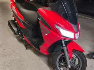 scooter neuf équipé avec facture