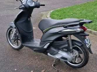 scooter piaggio liberty s
