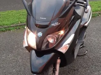 piaggio xevo 125 noir