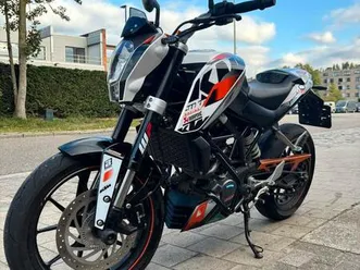 ② ktm duke 125