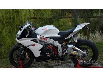 aprilia rsv4 r aprc