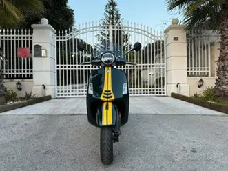 vespa gts super-special edition racing sixties