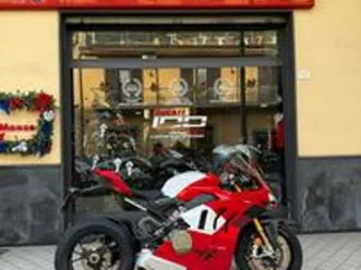 ducati panigale v4 r 10/2023