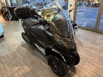 piaggio mp3 530 exclusive 2025 er !!! nur 3600 km !!!