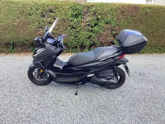 ② honda forza 350 als nieuw met garantie