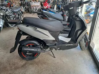 ② kymco agility cl a 25kmh occasion