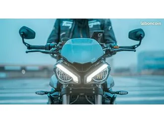 triumph street triple 765 rs