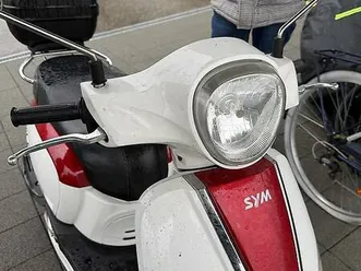 superbe affaire sym fiddle 3 125 cc 2017 9800km