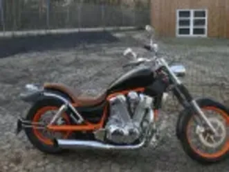 suzuki vs 1400 intruder