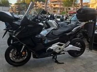 honda forza 750 abs 2022 valuto permuta finanziabi