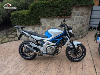 suzuki sfv 650 gladius