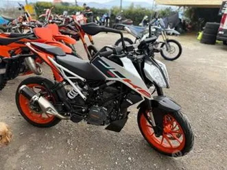 ktm 125 duke 2023 2700km