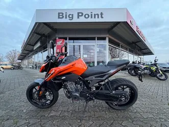 ktm duke 790