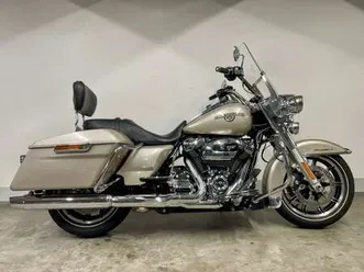 touring flhr met achteruitversnelling