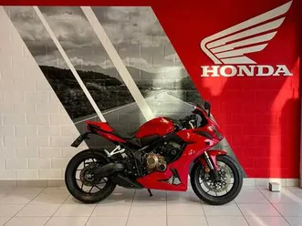 ② honda cbr650r (année de construction 2020)