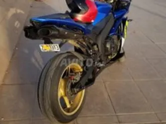 yamaha yzf r1