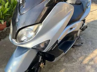 yamaha tmax 500 grigio
