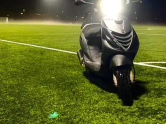 piaggio zip 4t2v 80cc — scooters | piaggio — marktplaats