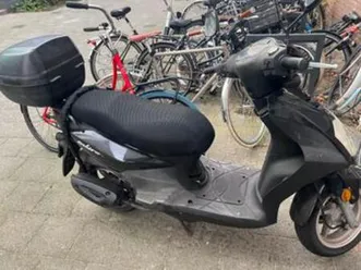 sym orbit50 scooter in goede staat. oostplein rotterdam — scooters | sym — marktplaats