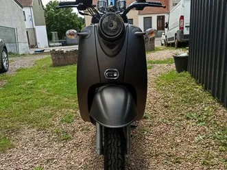 nova motors retro star