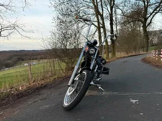 suzuki intruder vs 800