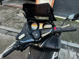 yamaha - t max 560